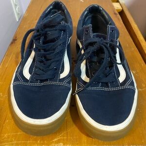 Navy Blue Vans Old Skool with White Stripe and Gum Sole Toe Bumper